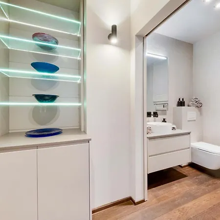 Luxury Lakefront Loft In Montreux Swiss Reviera By Guestlee *