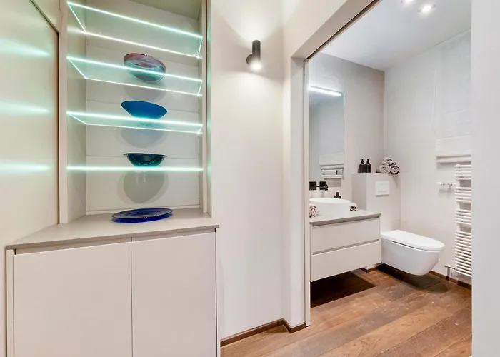 Luxury Lakefront Loft In Montreux Swiss Reviera By Guestlee *